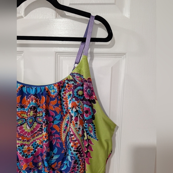 Maurices Vibrant Multicolor Maxi with Spaghetti Straps Dress in Size 3 (3X) - Picture 3 of 11